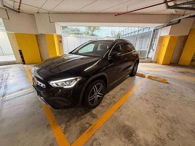 Usata Mercedes GLA200 Business 150 CV (110 kW) 2021 Nero SUV