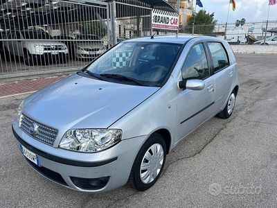 Usata Fiat Punto Dynamic 69 CV (50 kW) 2008 Grigio Berlina