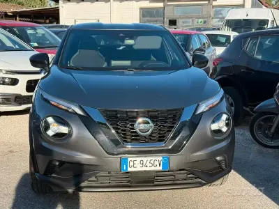 Gebraucht Nissan Juke N-Connecta 114 PS (83 kW) 2021 Grau SUV