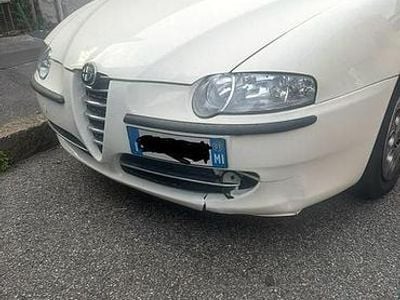 Bianco Usata 2003 Alfa Romeo 147 Utilitaria | 2800 € (Buon prezzo)