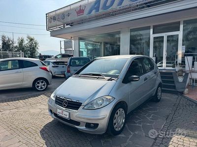 Usata Mercedes A180 Classic 82 CV (60 kW) 2005 Grigio Berlina