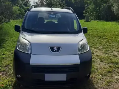 Usata Peugeot Bipper 80 CV (58 kW) 2016 Monovolume