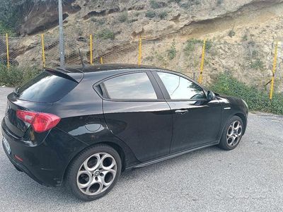 Usata Alfa Romeo Giulietta Sprint 120 CV (88 kW) 2015 Nero Utilitaria