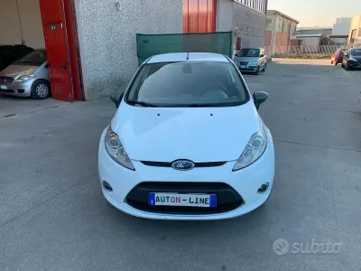 Occasion Ford Fiesta 90 PK (66 kW) 2010 Wit Sedan