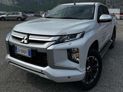 Usata Mitsubishi L200 150 CV (110 kW) 2021 Argento Pick-up