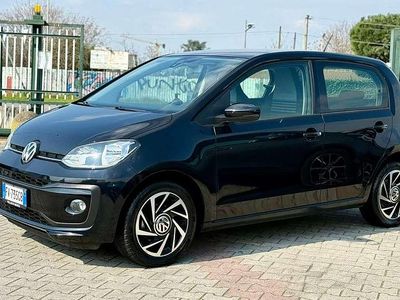 Usata VW up! Move 75 CV (55 kW) 2019 Nero Utilitaria