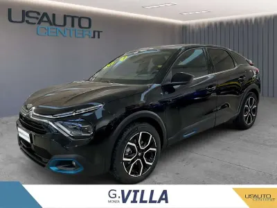 Usata Citroën e-C4 Shine 100 kW (136 CV) 2023 Grigio SUV