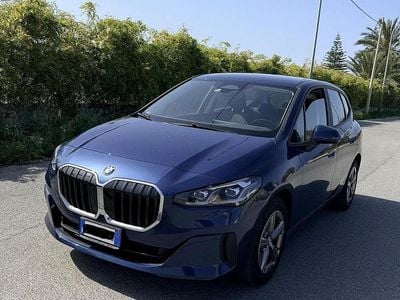 Usata BMW 318 140 CV (102 kW) 2023 Blu Monovolume