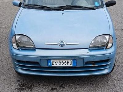 Usata Fiat 600 54 CV (39 kW) 2007 Utilitaria