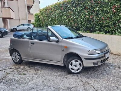Usata Fiat Punto Cabriolet 60 CV (44 kW) 1995 Grigio Cabrio