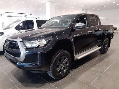 Nuova Toyota HiLux Lounge 150 CV (110 kW) 2025 Nero Pick-up