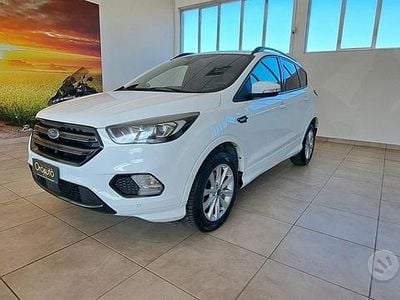Usata Ford Kuga ST-Line 120 CV (88 kW) 2019 Bianco SUV