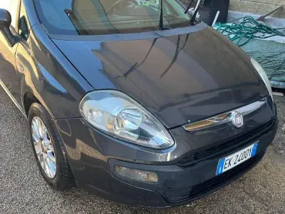 Usata Fiat Punto Evo S 75 CV (55 kW) 2011 Bluazzurro Utilitaria