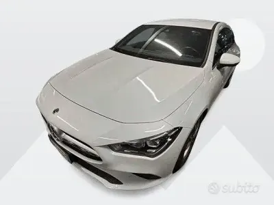 Usata Mercedes CLA200 Shooting Brake Business 150 CV (110 kW) 2022 Bianco Station wagon