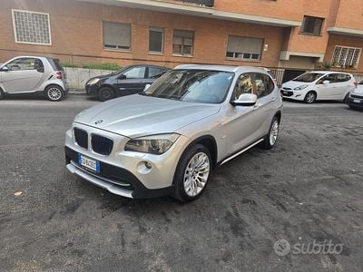 Usata BMW X1 176 CV (129 kW) 2010 Grigio SUV