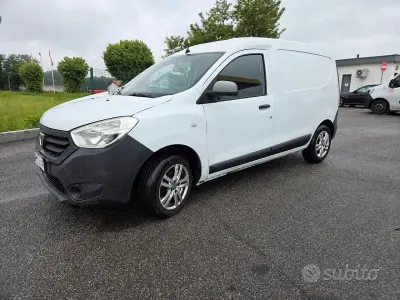 Usata Dacia Dokker 109 CV (80 kW) 2021 Bianco Monovolume
