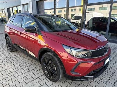 Usata Opel Grandland X GS Line 131 CV (96 kW) 2022 Rosso SUV