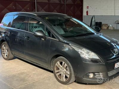 usata Peugeot 5008 - 7 posti - 163cv