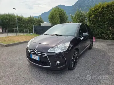Usata Citroën DS3 75 CV (55 kW) 2015 Viola Utilitaria