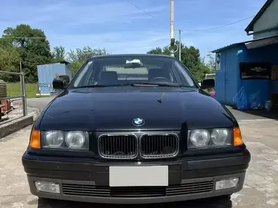 Usata BMW 320 150 CV (110 kW) 1996 Nero Berlina