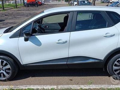 Usata Renault Captur 90 CV (66 kW) 2018 Bianco SUV