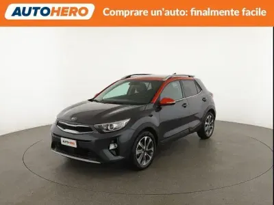 Usata Kia Stonic 120 CV (88 kW) 2019 Grigio SUV