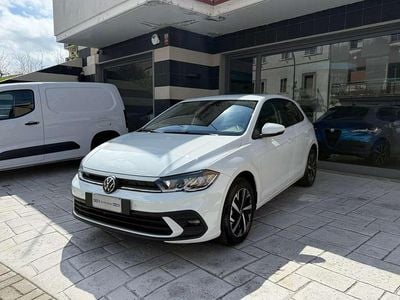 Nuova VW Polo R-line 95 CV (69 kW) 2025 Bianco Utilitaria