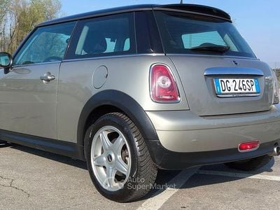 Usata Mini Cooper Chili 120 CV (88 kW) 2007 Oro Utilitaria
