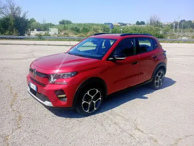 Occasion Citroën C3 Business Class 101 ch (74 kW) 2025 Rouge SUV