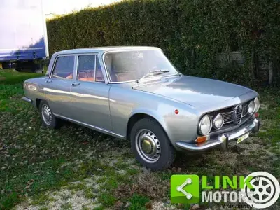 Usata Alfa Romeo 1750 118 CV (86 kW) 1972 Grigio Berlina