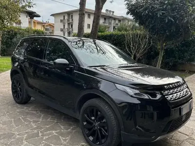 Usata Land Rover Discovery 5 HSE Dynamic 163 CV (119 kW) 2021 Nero SUV