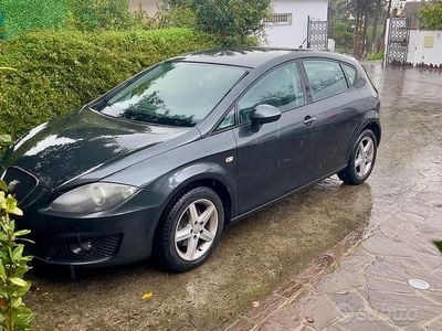 Grigio Usata 2011 Seat Leon Reference Berlina | 3800 €