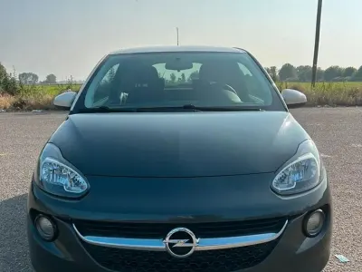 Usata Opel Adam 87 CV (63 kW) 2018 Nero Utilitaria