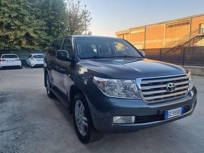 Usata Toyota Land Cruiser V8 286 CV (210 kW) 2008 Grigio SUV