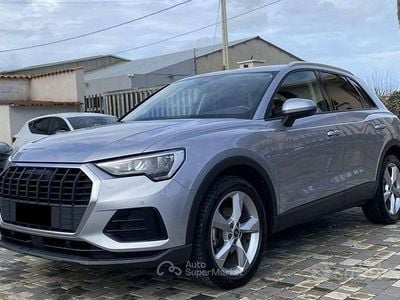 Usata Audi Q3 Business 150 CV (110 kW) 2021 Grigio SUV