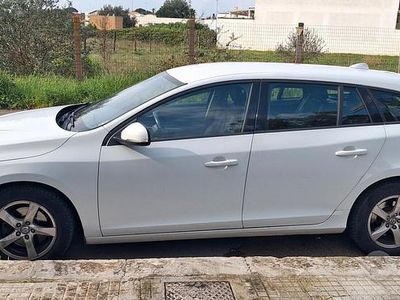 Usata Volvo V60 115 CV (84 kW) 2014 Station wagon