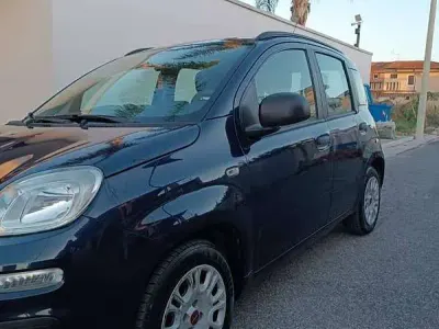 Usata Fiat Panda Easy 69 CV (50 kW) 2018 Blu/azzurro Utilitaria
