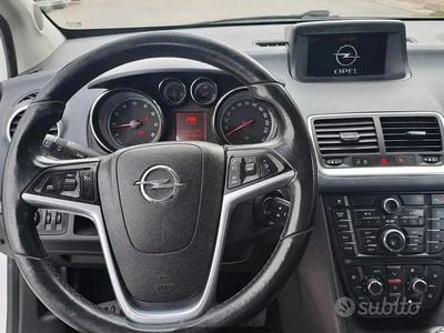 Usata Opel Meriva 120 CV (88 kW) 2014 Bianco Monovolume