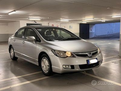 usata Honda Civic 1.3i Hybrid