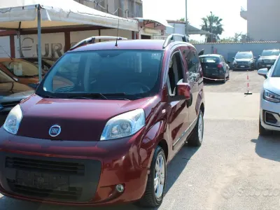 Usata Fiat Qubo Trekking 95 CV (69 kW) 2015 Rosso Monovolume