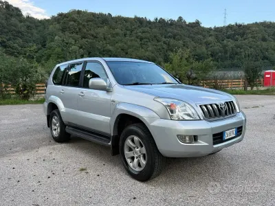 Usata Toyota Land Cruiser 163 CV (119 kW) 2004 Grigio SUV