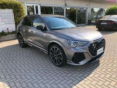 Usata Audi Q3 400 CV (294 kW) 2022 Grigio SUV
