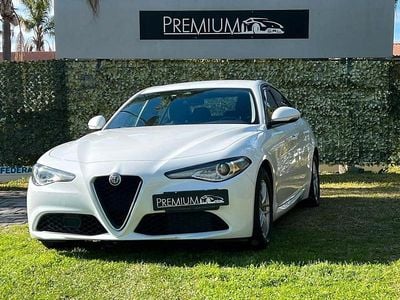 Usata Alfa Romeo Giulia Business 160 CV (117 kW) 2019 Bianco Berlina