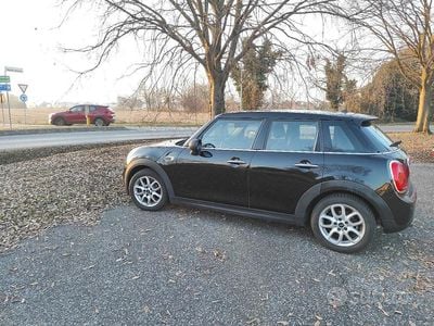 Usata Mini ONE Hype 102 CV (75 kW) 2017 Nero Utilitaria