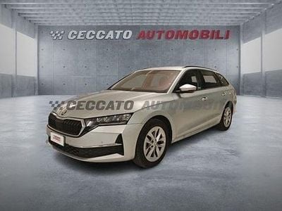 Usata Skoda Octavia Executive 150 CV (110 kW) 2024 Argento Station wagon