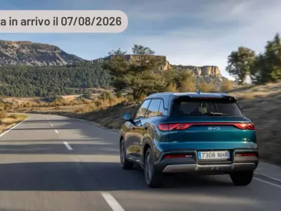 Nuova BYD Atto 2 Active 166 CV (122 kW) 2025 Argento SUV