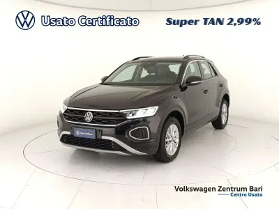 Usata VW T-Roc Life 116 CV (85 kW) 2025 Nero SUV