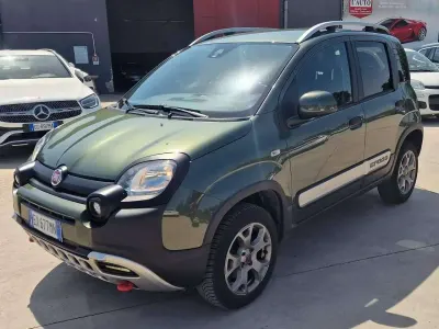 Usata Fiat Panda Cross Cross 80 CV (58 kW) 2015 Verde Utilitaria