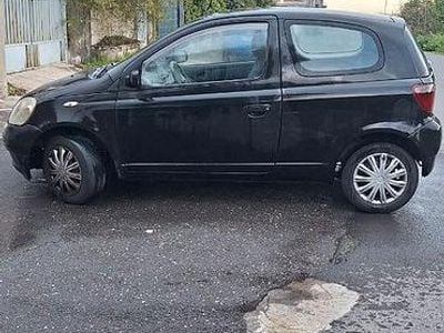 Usata Toyota Yaris 2000 Nero Berlina