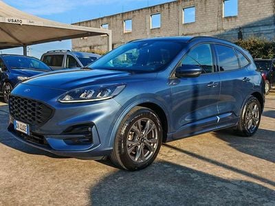 Usata Ford Kuga ST-Line 150 CV (110 kW) 2023 Chrome blue SUV